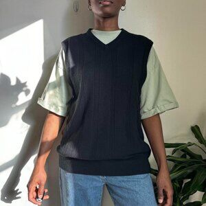 Vintage sleeveless V-neck  knit sweater vest